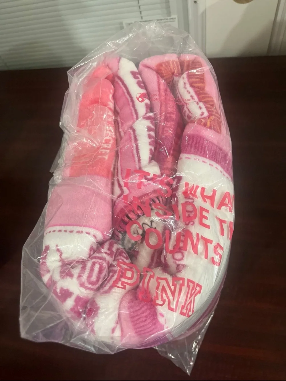 New VS PINK Logo Fleece Sherpa Cozy Blanket & Mystery Dog Bundle 50”x60”